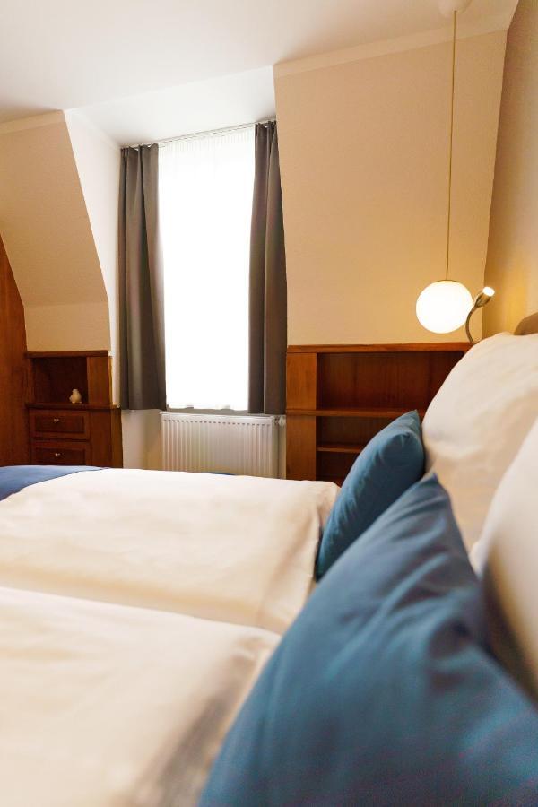 Hotel Wilder Mann เมียร์สบวร์ก ภายนอก รูปภาพ